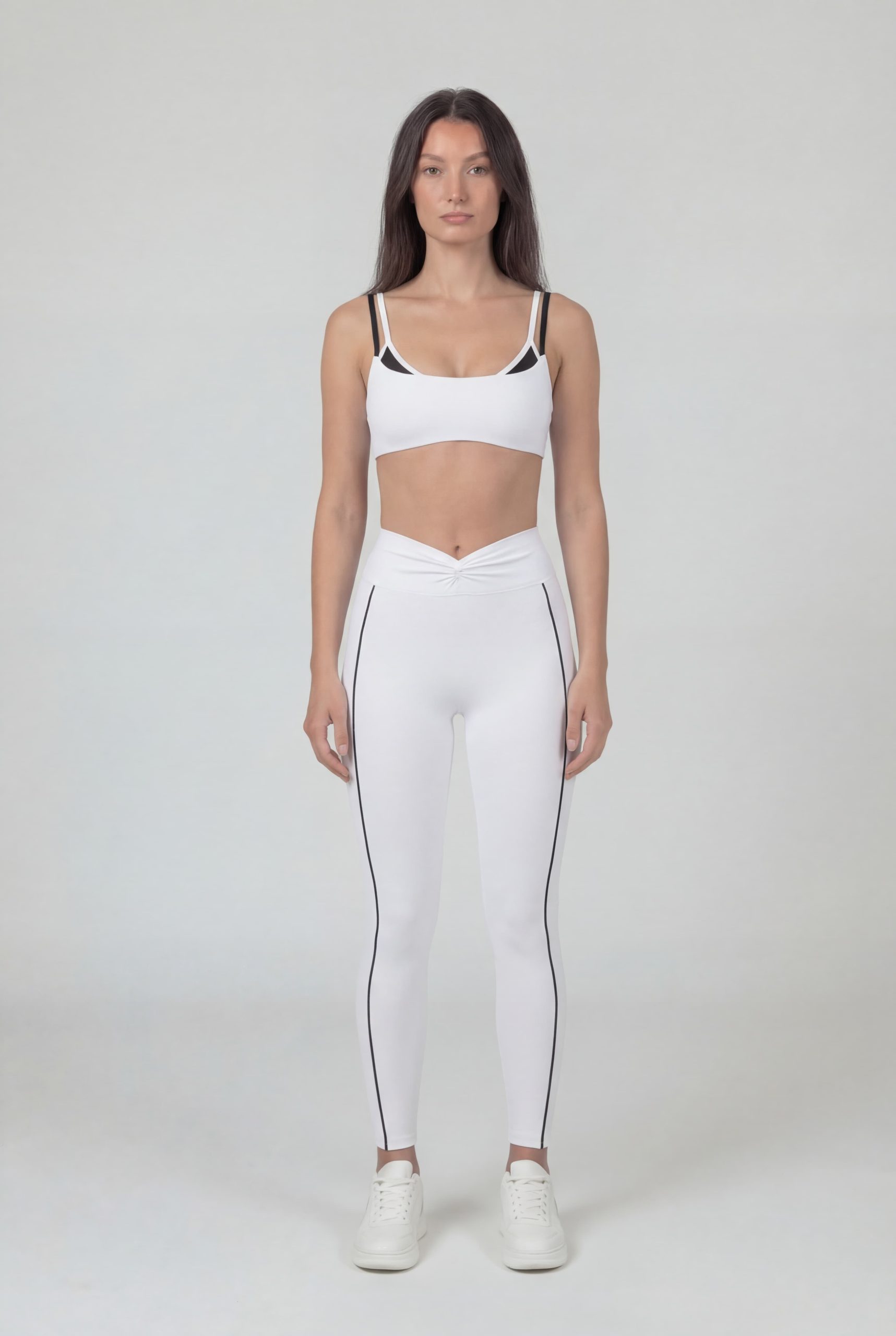 Line triangle bra front full white